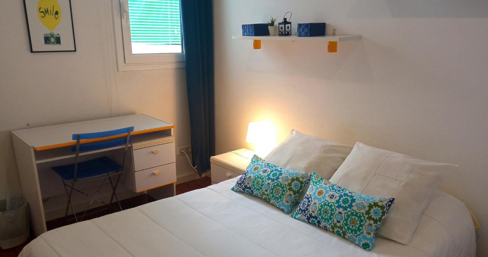 Habitaciones Centricas En Tárrega Chambre photo